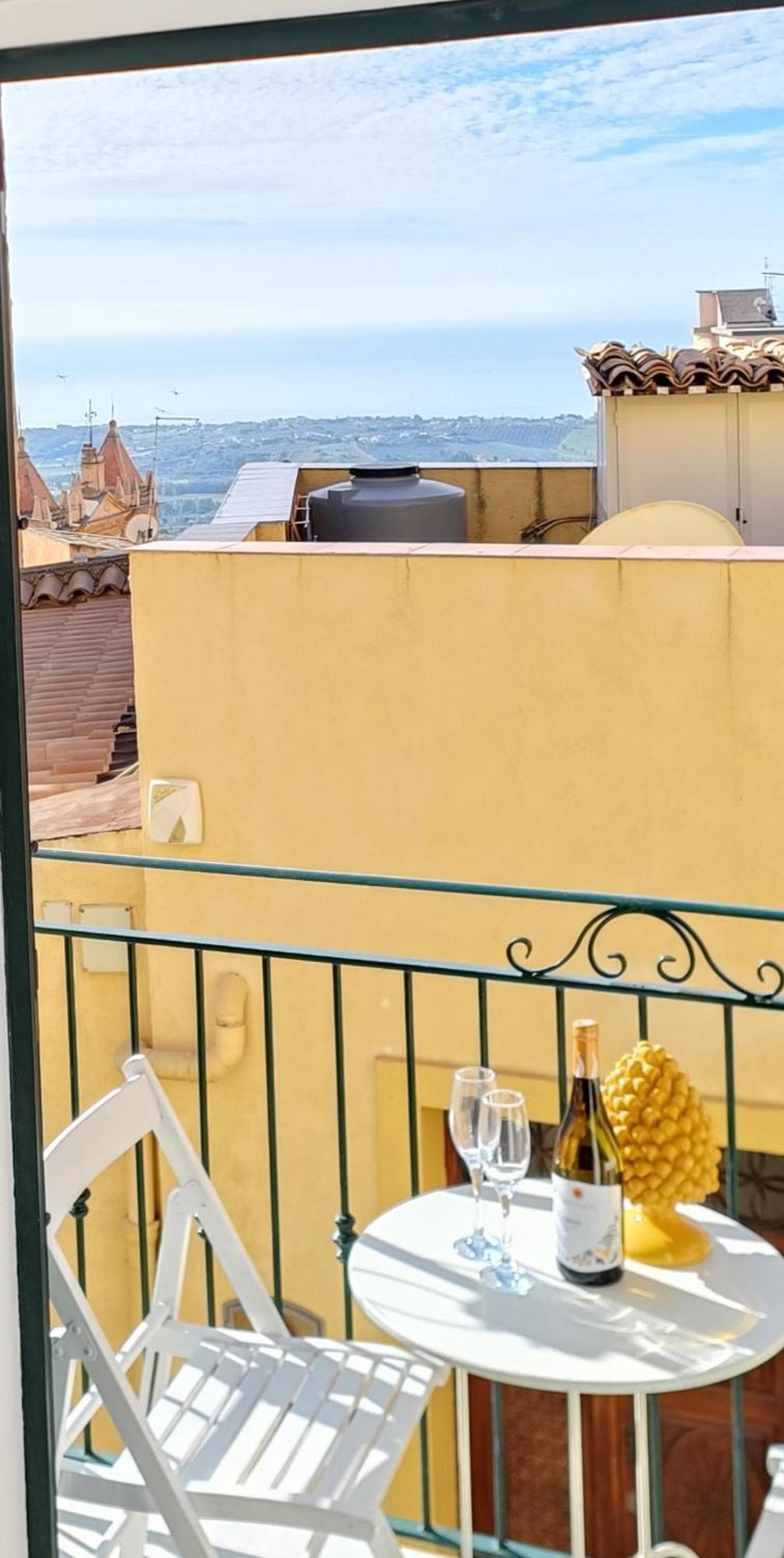 Meithras Holiday Homes Agrigento Bagian luar foto