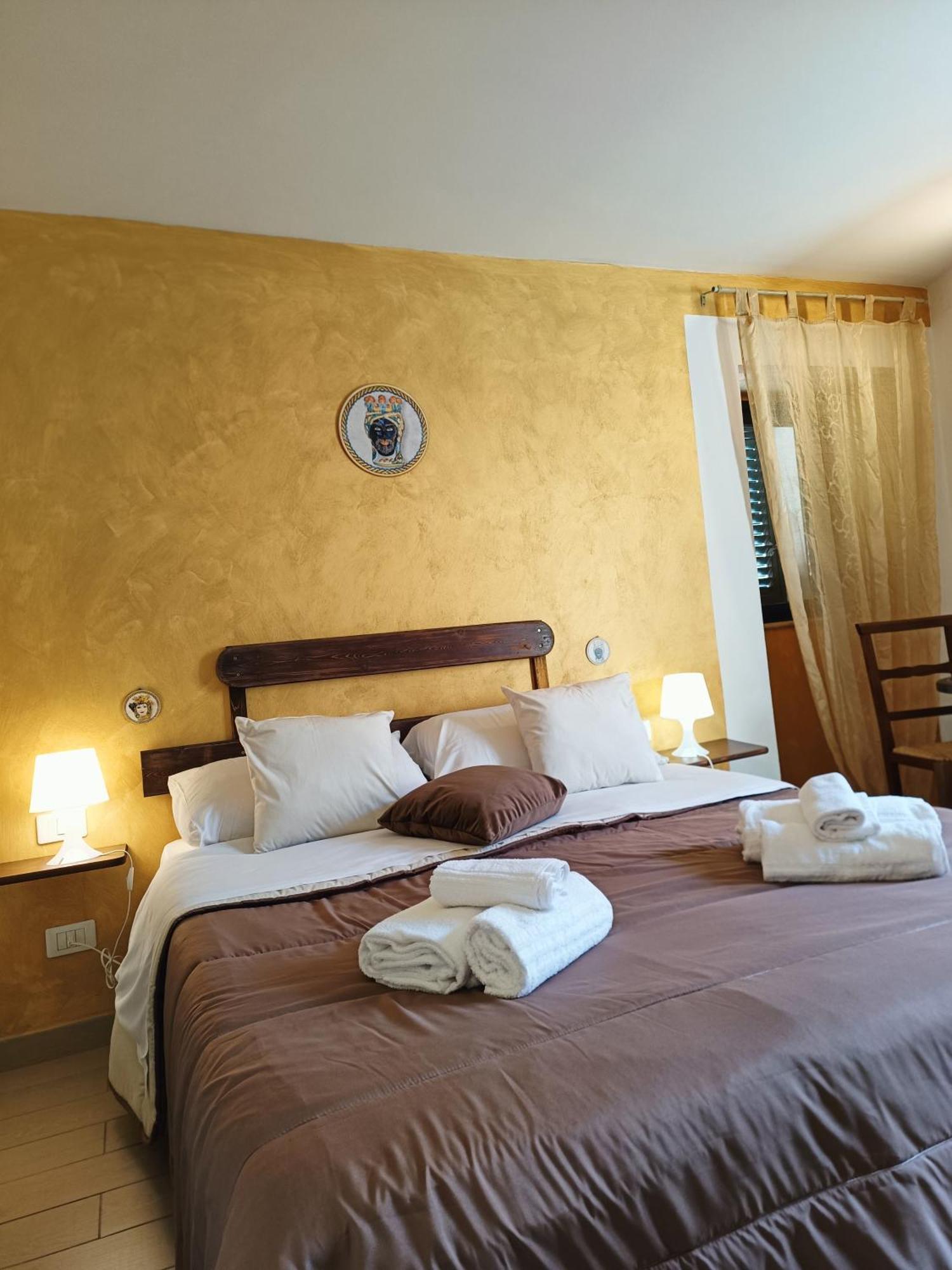 Meithras Holiday Homes Agrigento Bagian luar foto